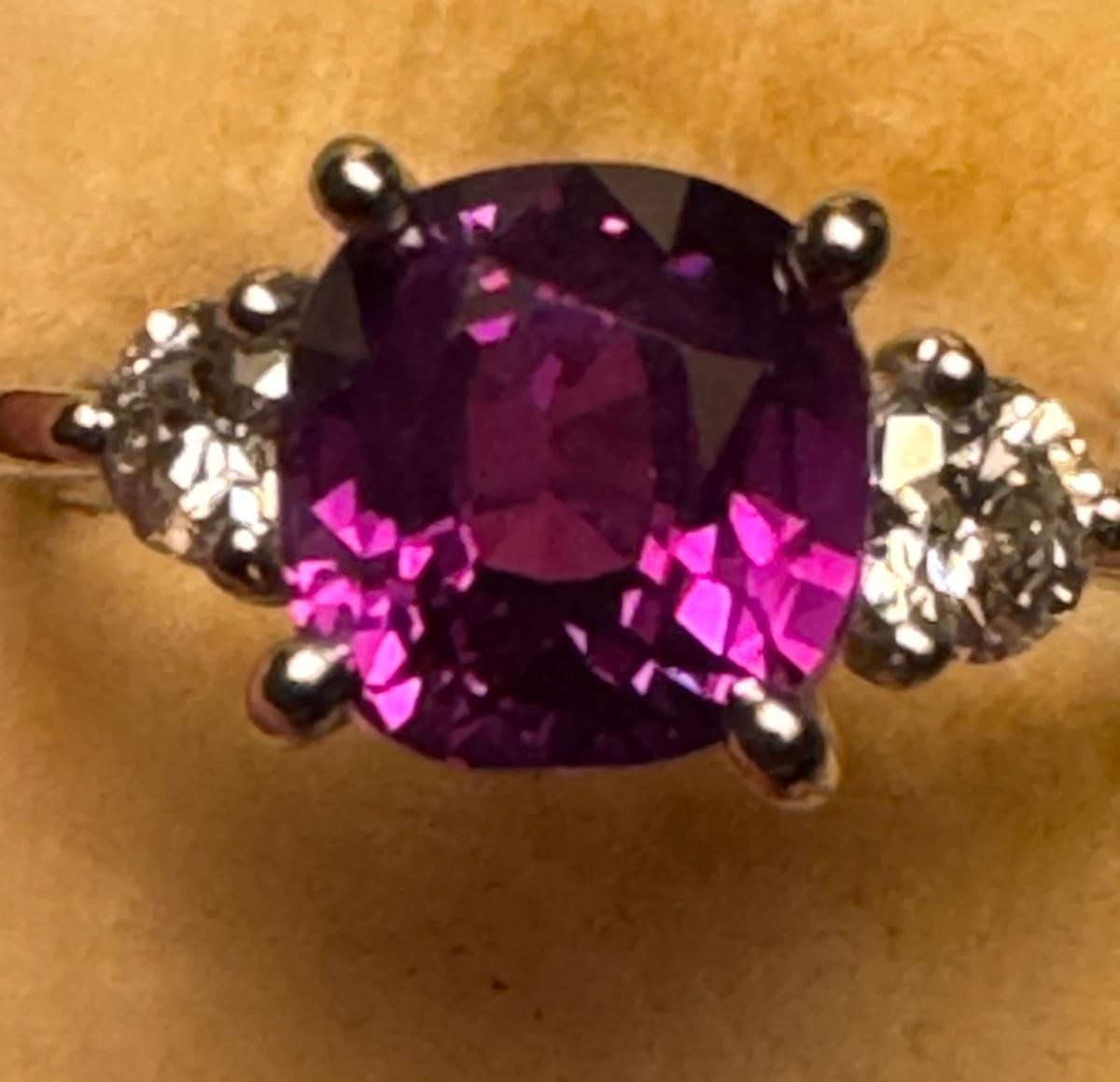 3.2 carat pinkish purple Ceylon sapphire 